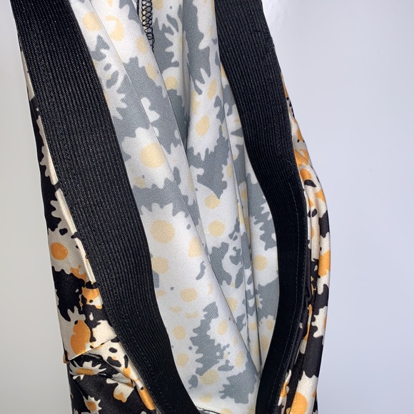 NWOT KEASMTO Black Sunflower Floral Retro Midi - Picture 7 of 10